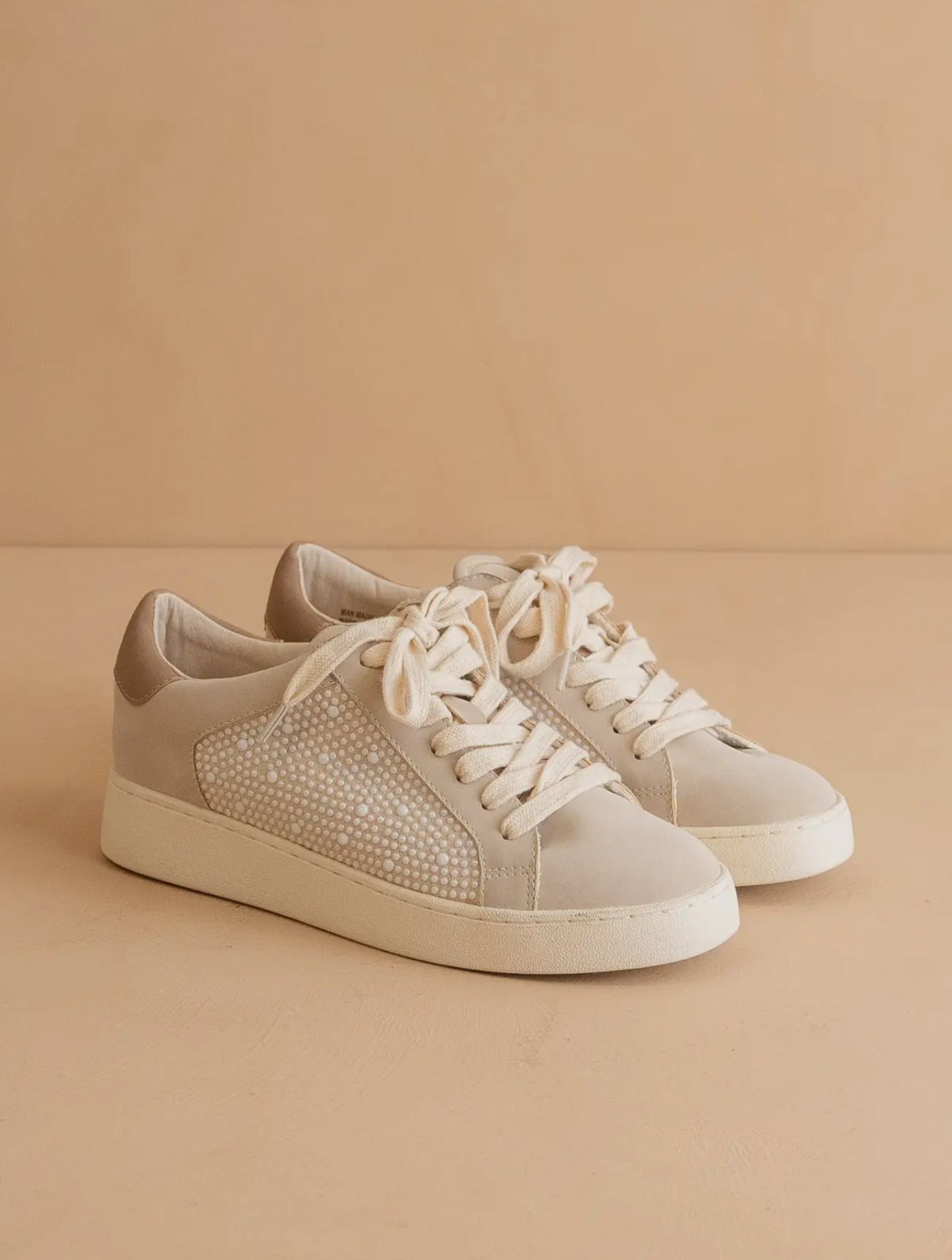 Pearl Sneakers