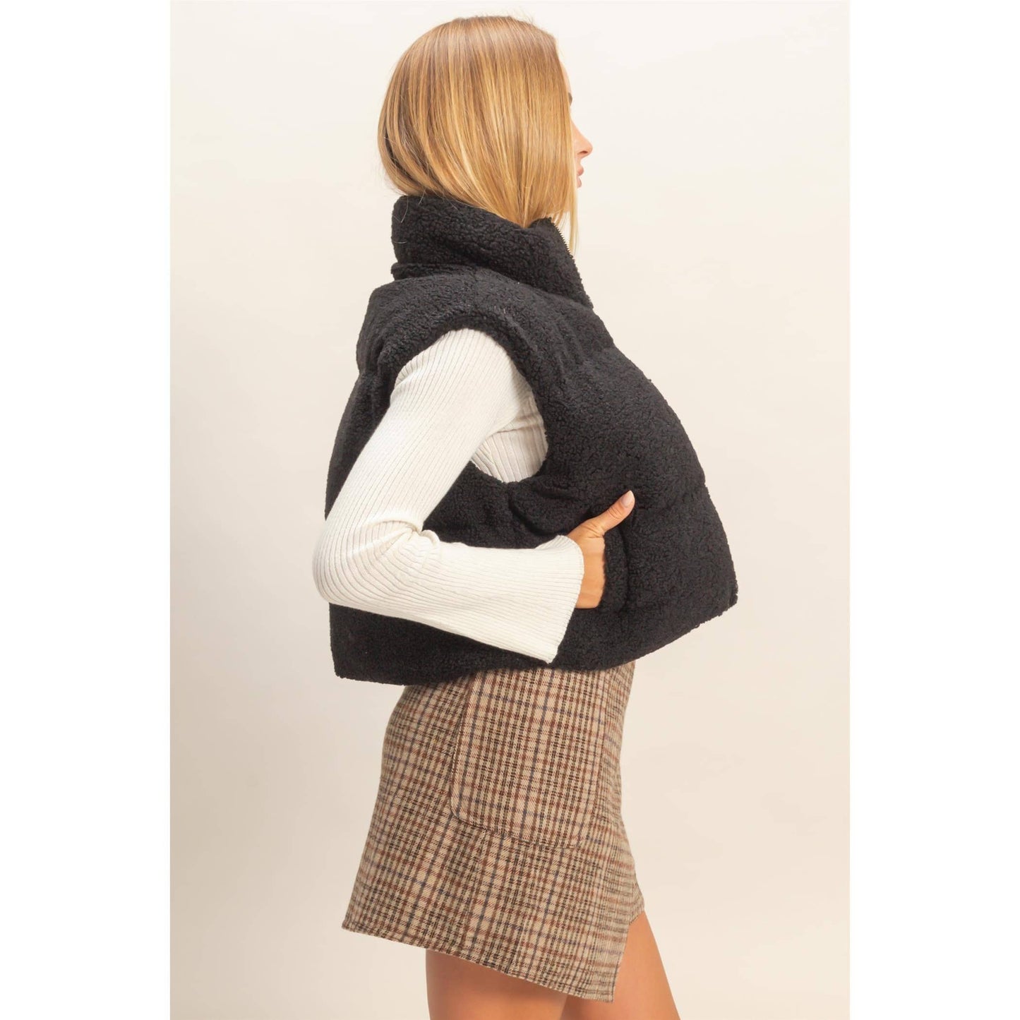 Teddy Fur Puffer Vest - Black