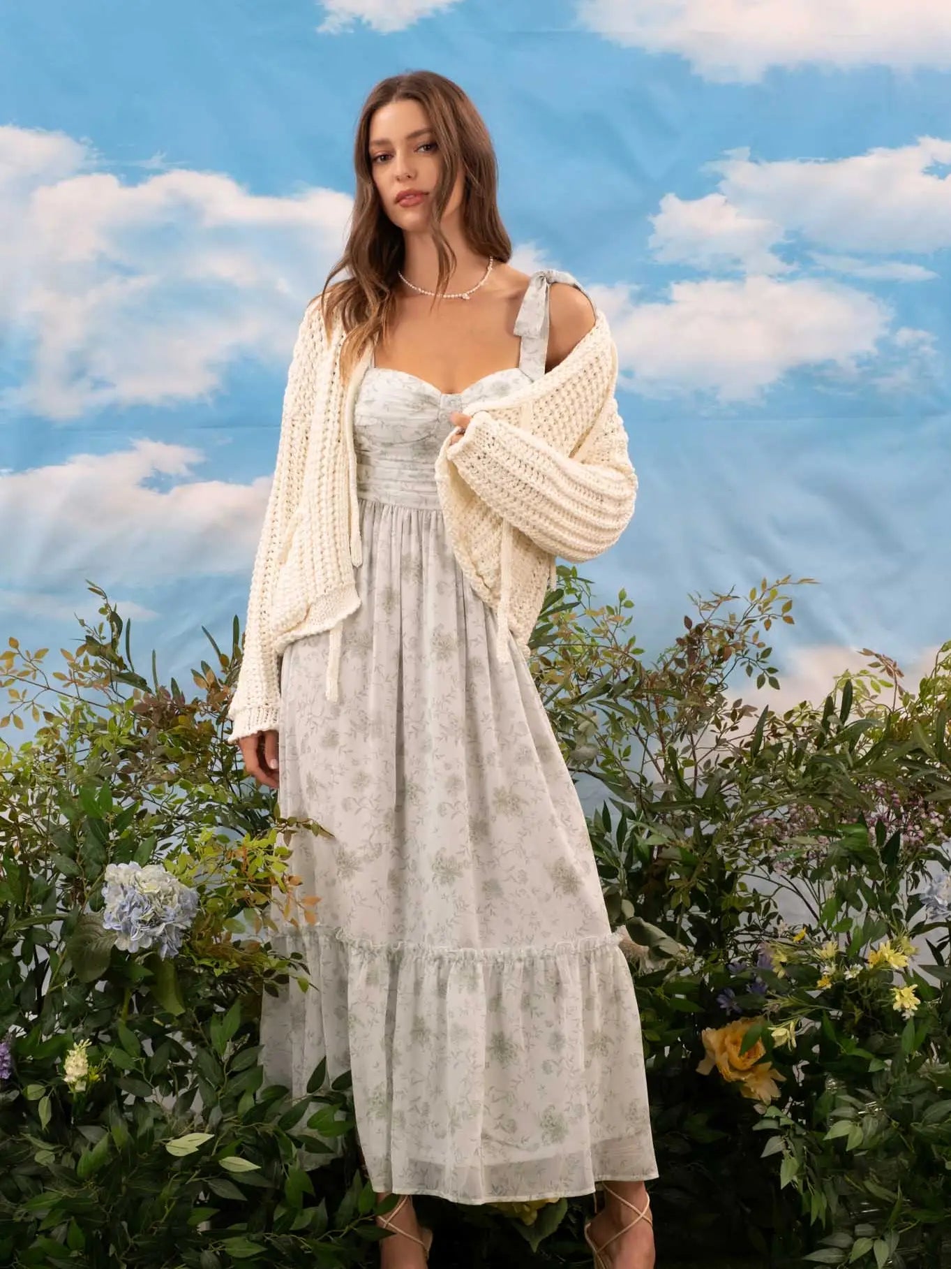 Floral Sweetheart Ruched Front Sleeveless Midi Dress