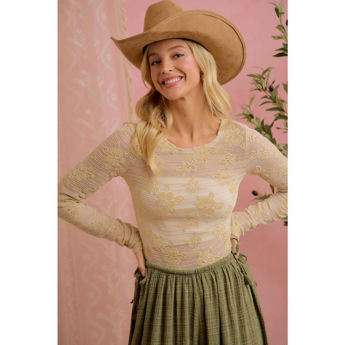 FLORAL LACE TOP