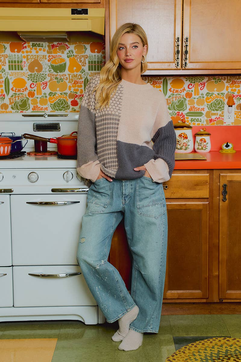 Cream/Navy Sweater